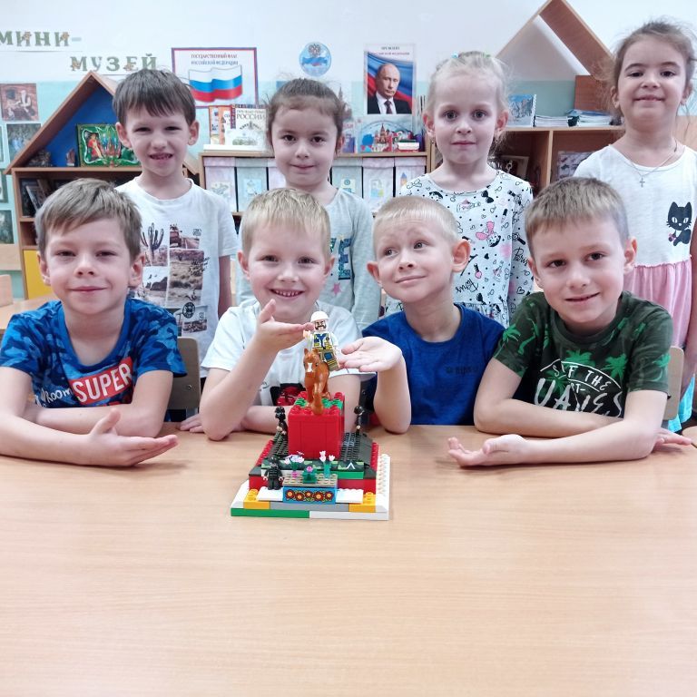 Мой первый выпуск (фото, расскажи о зиме).jpg