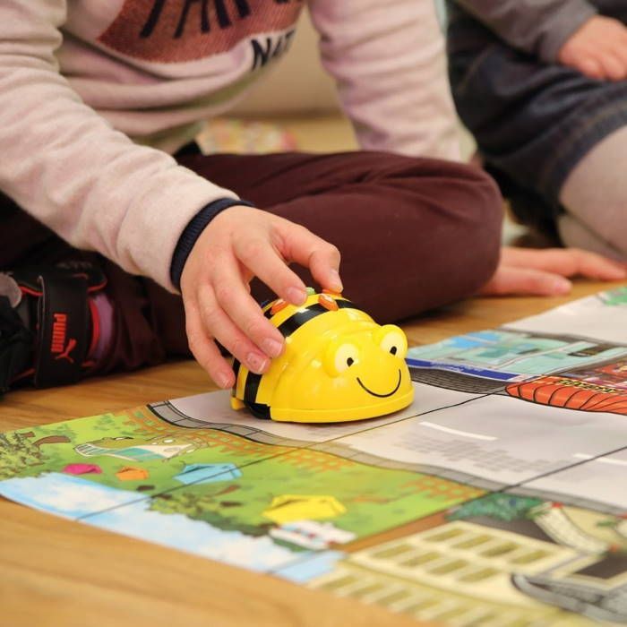 фото с пчелой.jpg